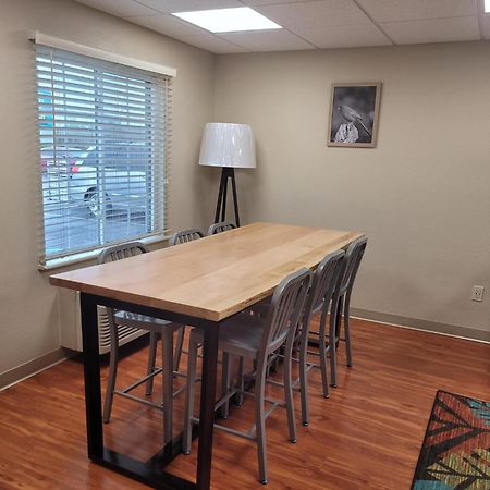 Woodspring Suites Louisville Clarksville Esterno foto